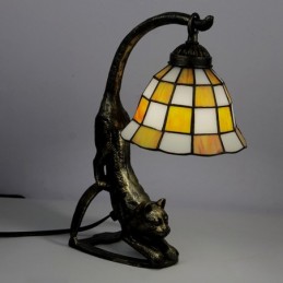 Tiffany Style Table Lamp...